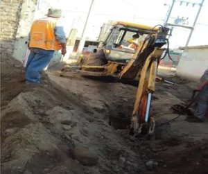 Obras de ampliación y mejora de los servicios de agua potable y alcantarillado en los anexos del distrito de Carabayllo, beneficiando a sus habitantes.