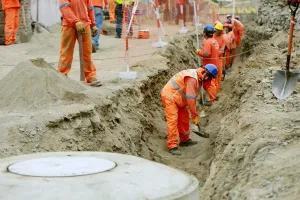 Mejoramiento y ampliación del sistema de agua potable y alcantarillado en San Ramón, asegurando una red eficiente y accesible para todos los vecinos.